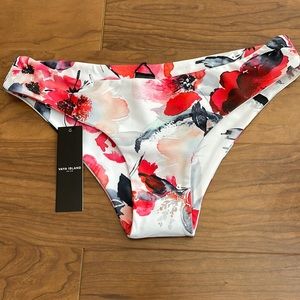 Vaya Island bikini bottoms - with tags never worn! Size small